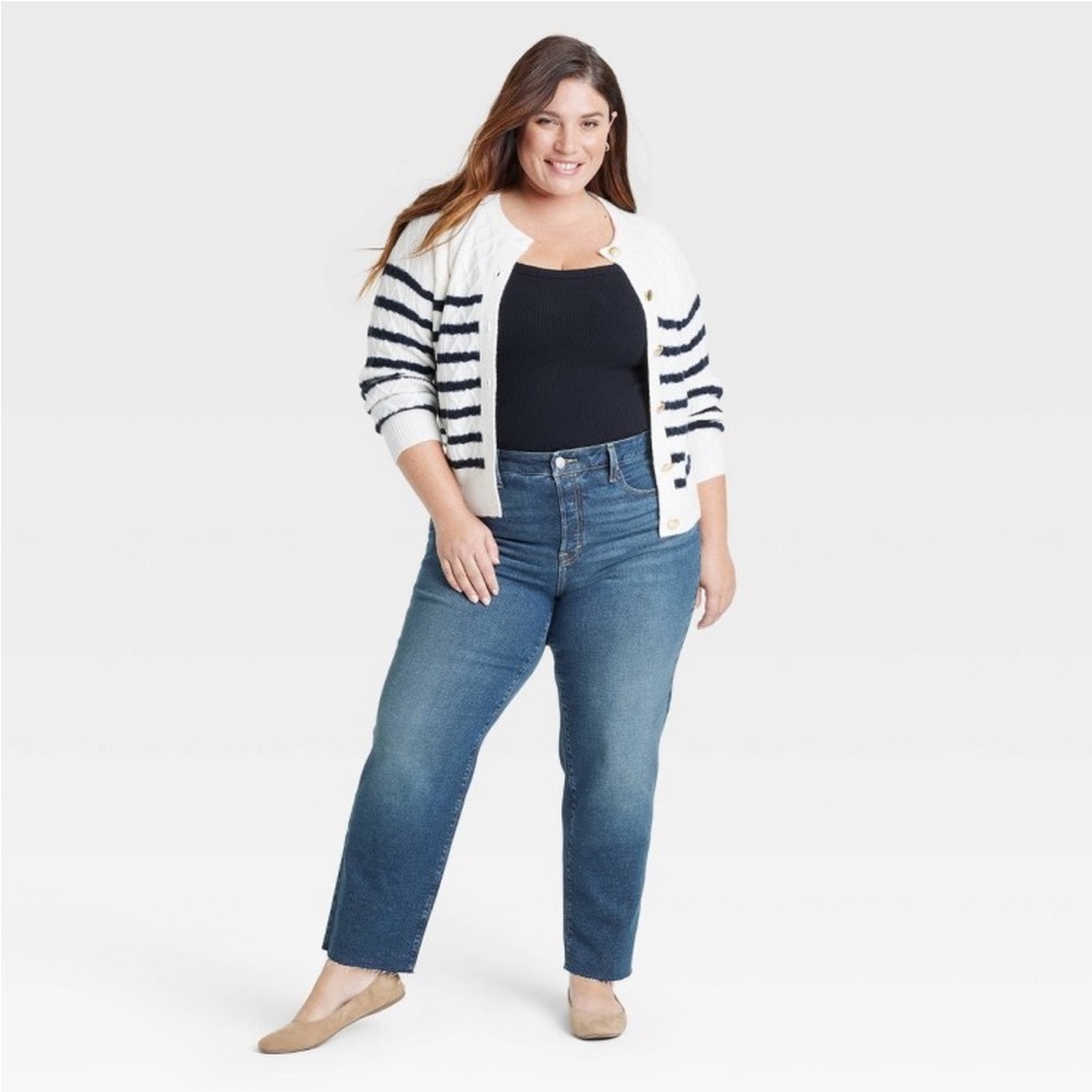 Universal Thread Blue Straight Leg Jeans